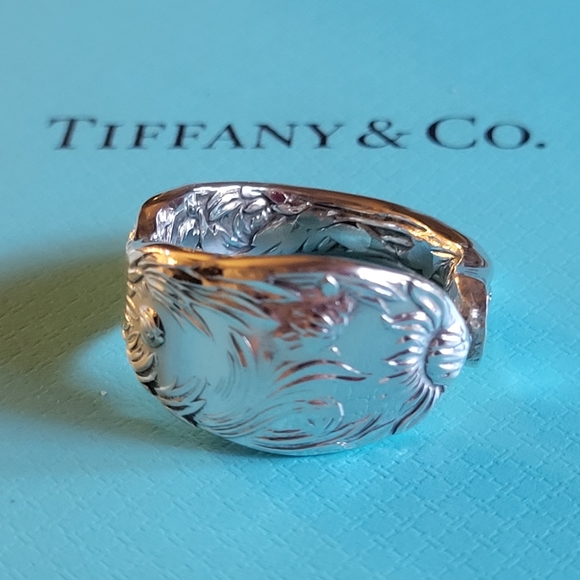 1880 Tiffany & Company Chrysanthemum Spoon Ring in Sterling Silver #33 - Picture 3 of 17